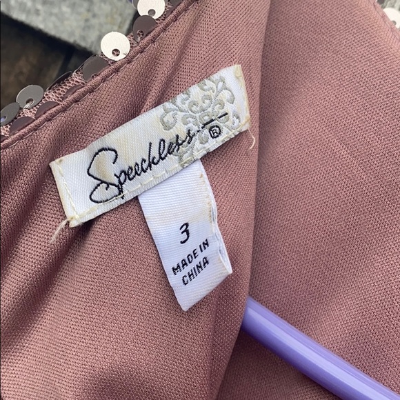 Mauve sequined body con dress - Picture 3 of 3